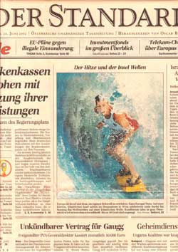 Der Hitze und der Insel Wellen, DER STANDARD, 20. Juni 2002
