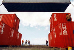 Feld: Kunstprojekte im öffentlichen Raum Wien-Donaustadt. 1994