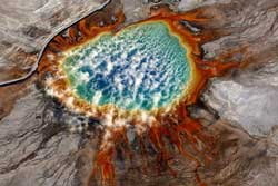 Jassen Todorov, Sunrise at Yellowstone, in: Smithsonian.com, 2015